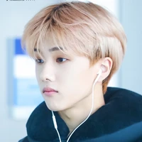 Zozo (Sisi imut Alvaro)