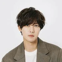 Hyun joong/Mark yugy bam dad