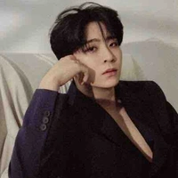 เหยา จื่อหลิง / พ่อพระเอก
