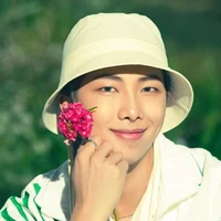 Namjoon(leader)