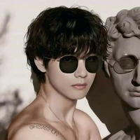 kim taehyung/fl cousin/ mafia member