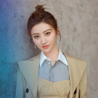 ห่าวหลง(น้องสาวพระเอก)