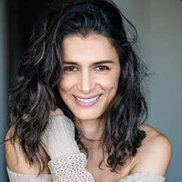 Raquel ( mulher do Bruno)