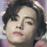 kim taehyung (V)