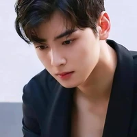 Eun Woo
