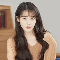 เเพร(นางเอก)​