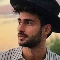 Camilo Acosta(39)(papi)