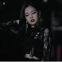 KIM JENNIE