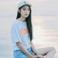 อลิซ= น้องพระเอก