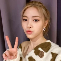 𝐂esia 𝐄lzatta 𝐃eondra