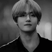 Kim Taehyung (real)