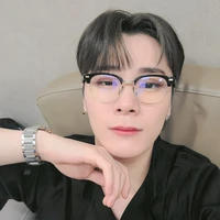Sr. choi(pai de Jongho e tio de San)
