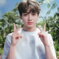 Jeon Jungkook/kookie/kook/koo/Bunny 🐰