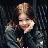 Nanda Putri Smithson[kakak Leon]