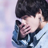 รีเลนแฝดพี่นายเอก