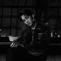 kim jong in ( kai, shbt rio)