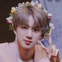 Kim Seokjin ( uke )