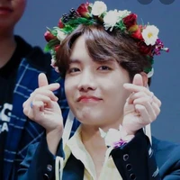 Jung hoseok ( uke)