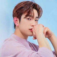 jinyoung(peach)