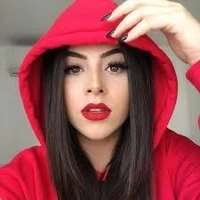 Elena °prima°venenosa°