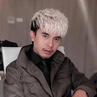 เน็ค นฤพล