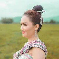 ดอกอ้อ ทุ่มทอง