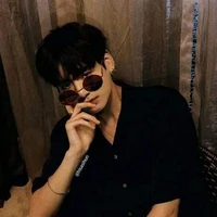 บรูค (เพื่อนพระเอก)