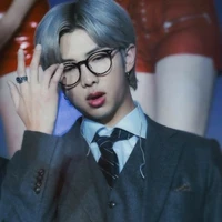 RM (namjoon)