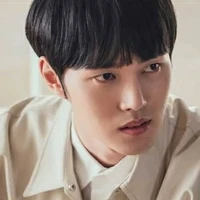 Kim Tae ri