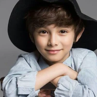 Small Laurent Maurice