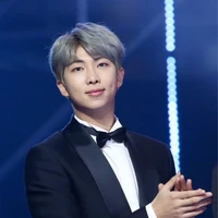 ท่านชายเฮนรี่ โฮลาน่า(1)