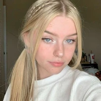 Megan Álvarez (prima)(18)
