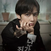 KIM V 😈 (KIM TAEHYUNG 🤫)