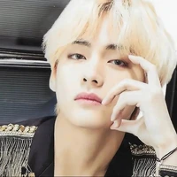 Kim Taehyung / V