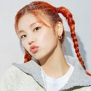 HWANG YEJI
