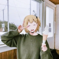 🥳สีสัน😳