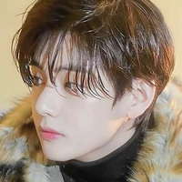V (Raja Serigala)