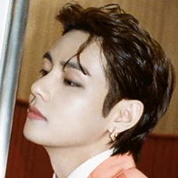 kim taehyung