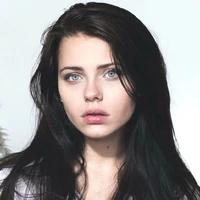 Hayley Stark