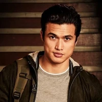 Reggie Mantle (18)