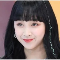 velycia Kim-woo(ibu Elsa)