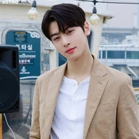 Eun Woo