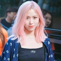 แคท(เพื่อนนางเอก)