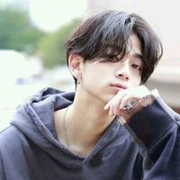 เเฟรงค์•ลูกน้องของเฮเรน•
