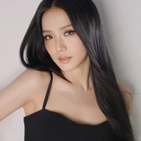 Viona Kim zhevanca