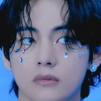 taehyung ( papah nya laras )