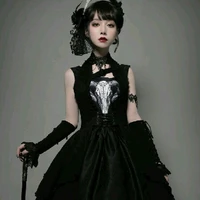 ลูน่า คาร์ลสัน(นางร้าย)(พี่สาว)
