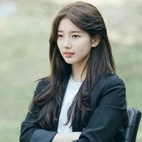 Suzy bae