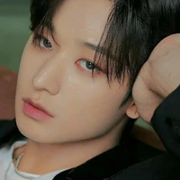 juyeon/bayangan