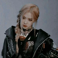 โรเซ่🐿️
